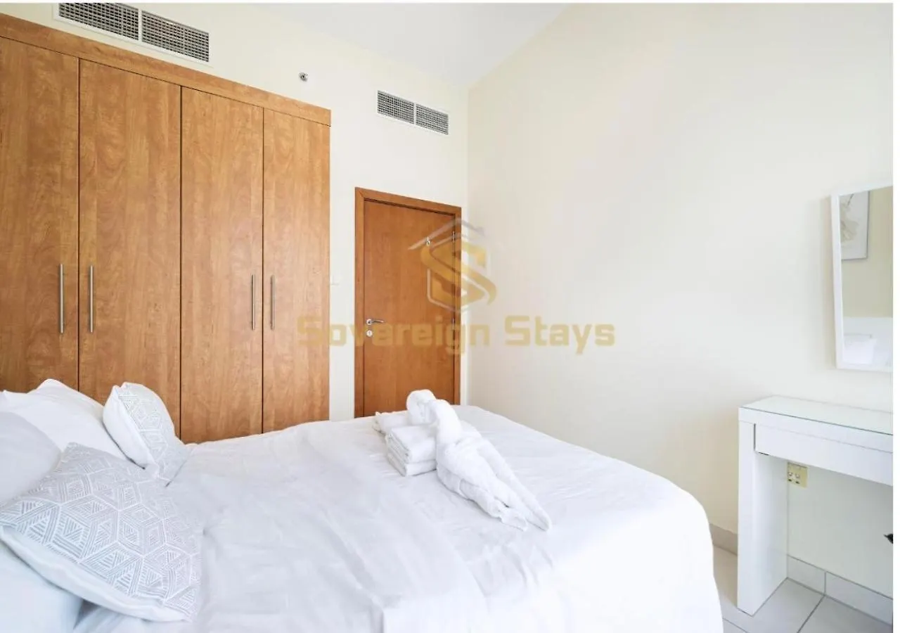 Marina View Tower 2 Bed Apartment With Parking Dubai 0*,  United Arab Emirates